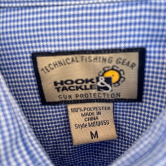 Men’s Hook and tackle Fishing shirt. EUC. Used once. - Picture 4 of 4